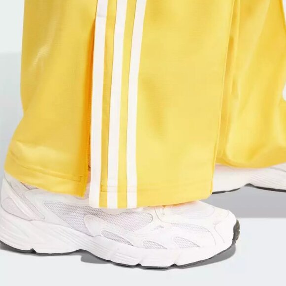Adidas Originals Women's BOLD GOLD Firebird Loose Track Pants IP0641 - Picture 5 of 5